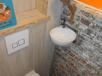 Petit lavabo adaptables sur toilettes existants WiCi Mini - M. et Mme B (64) - 4 sur 4 (après)